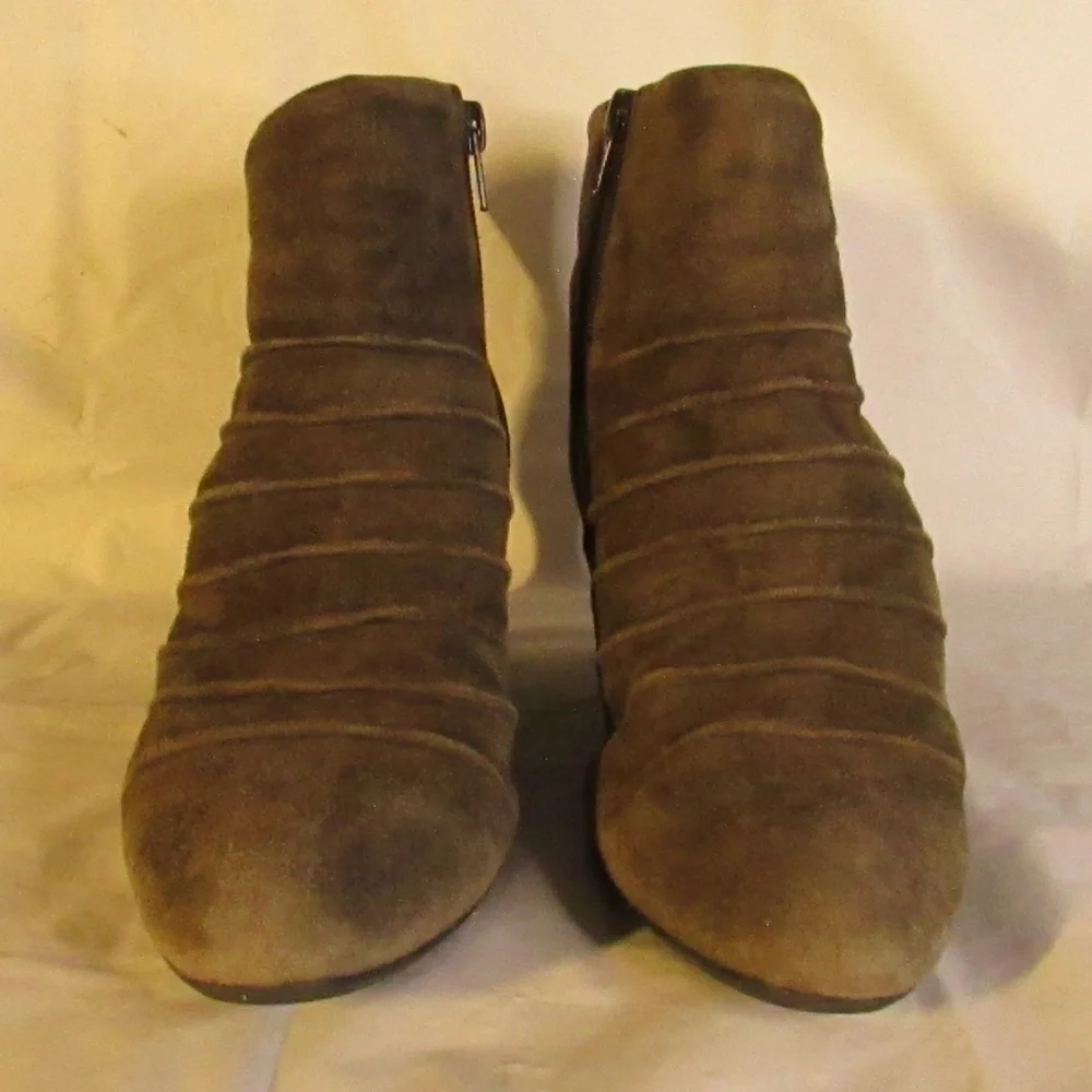 Van Eli Brown Suede Ankle Wedge Boots